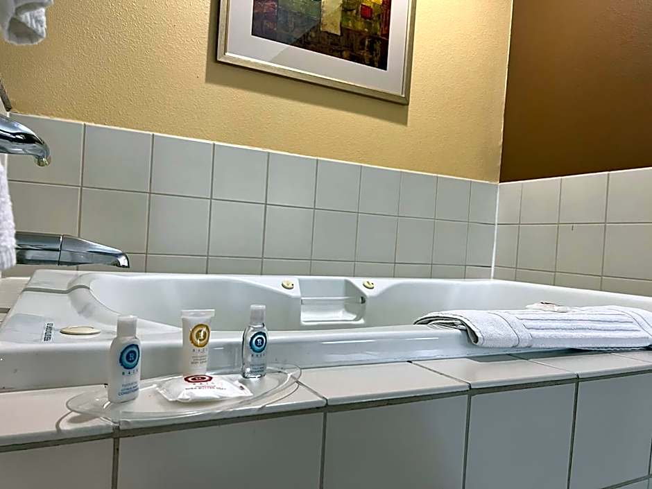Comfort Suites Louisville East