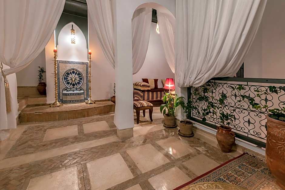 Riad dar El Arsa Rooftop & jacuzzi