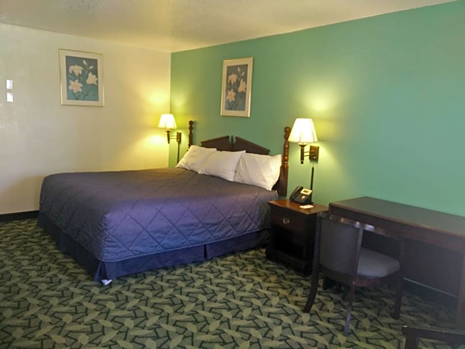 Relax Inn Mineral Wells