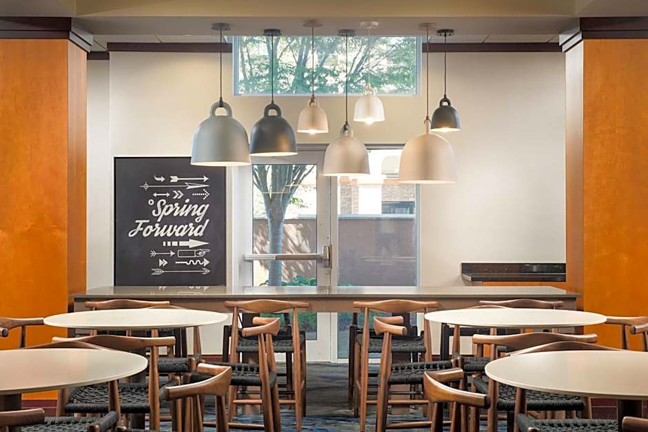Fairfield Inn & Suites by Marriott Chattanooga I-24/Lookout Mountain