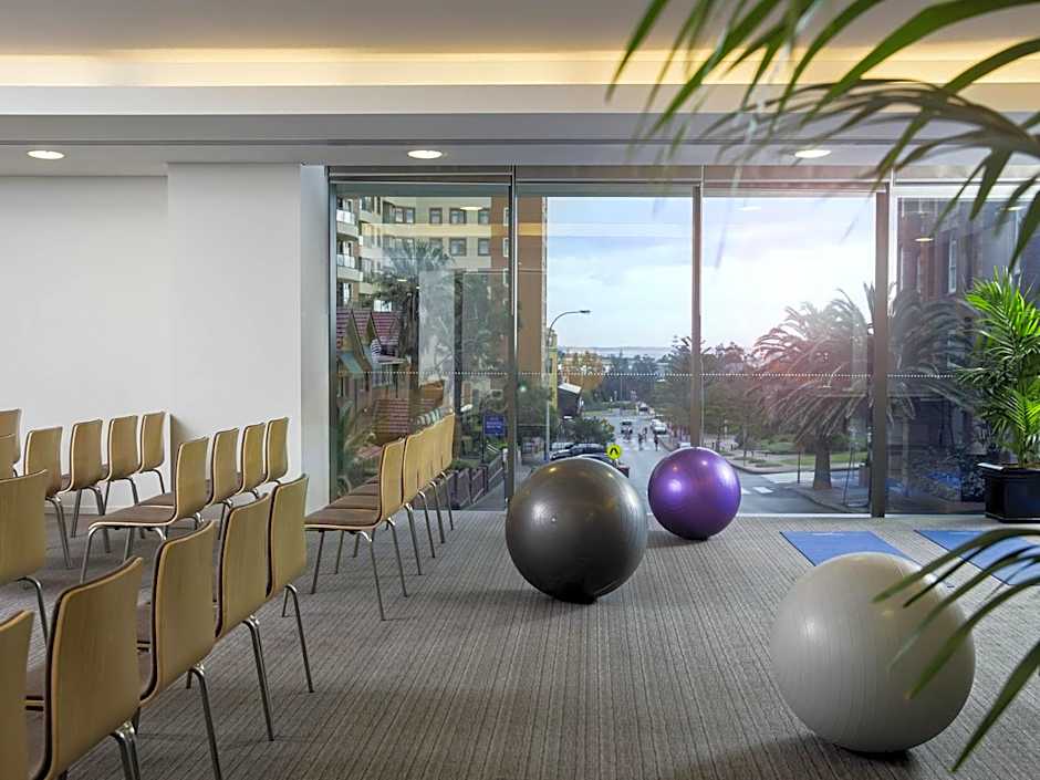 Novotel Newcastle Beach