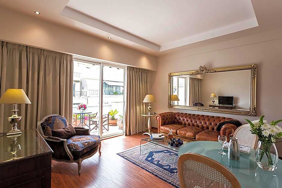 Best Western Plus Embassy Hotel