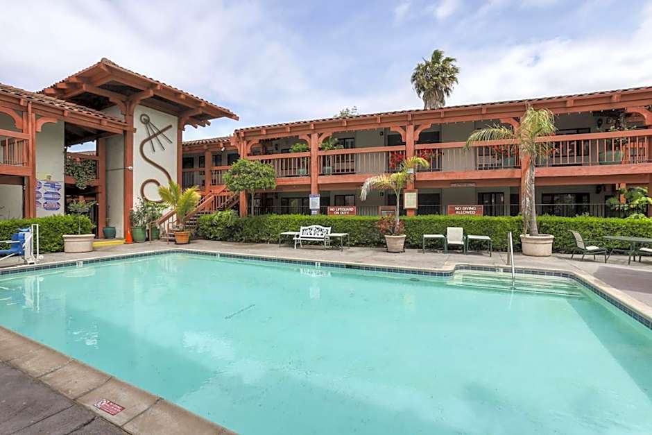 Campbell Inn Hotel