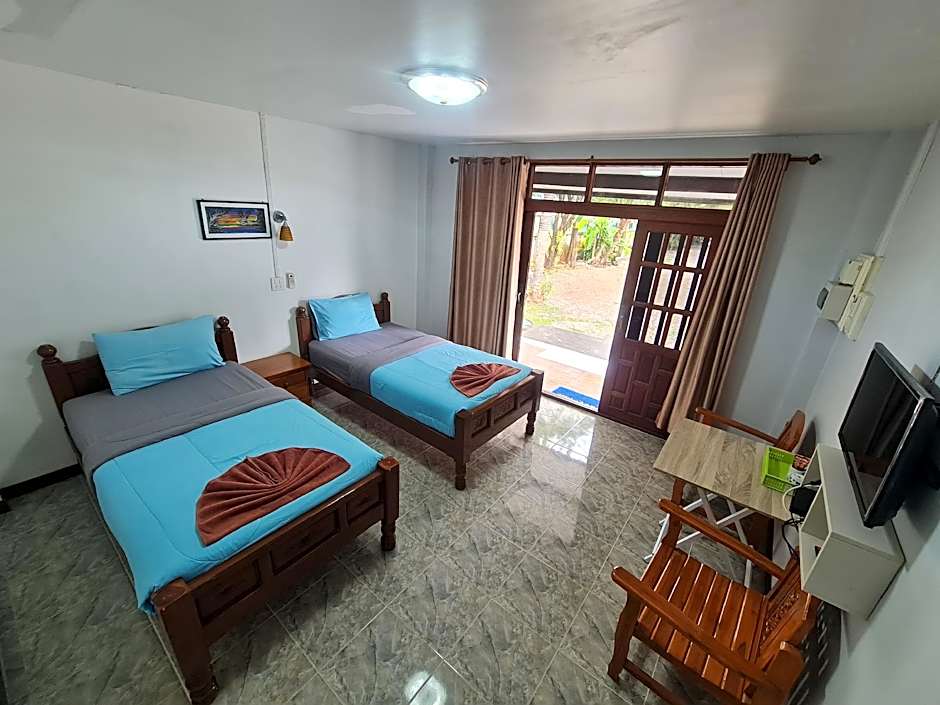 Photo 1 of 9 of Deluxe 2 Beds