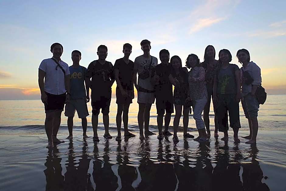 Homy Seafront Hostel