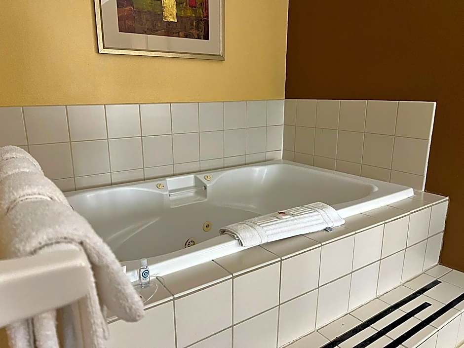 Comfort Suites Louisville East