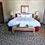 Travelodge by Wyndham Mackinaw City