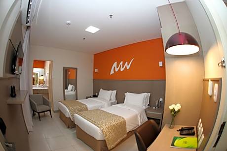 Deluxe Single and Twin Room