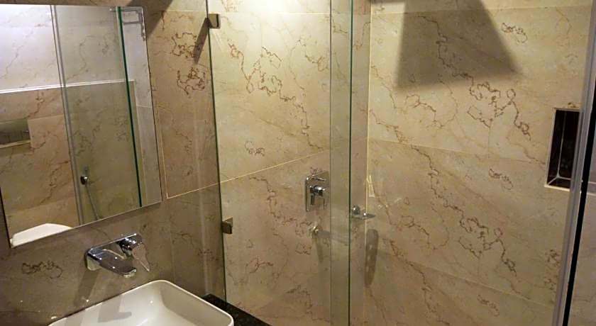 NAT GRAND REGENCY LUDHIANA