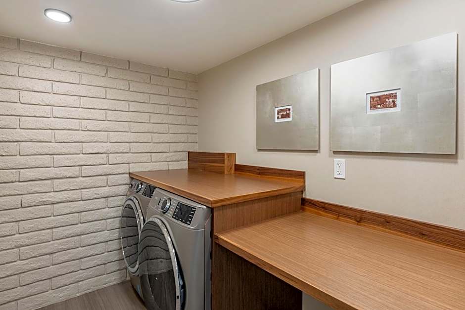 The Gibson Hotel Great Falls, an Ascend Collection Hotel