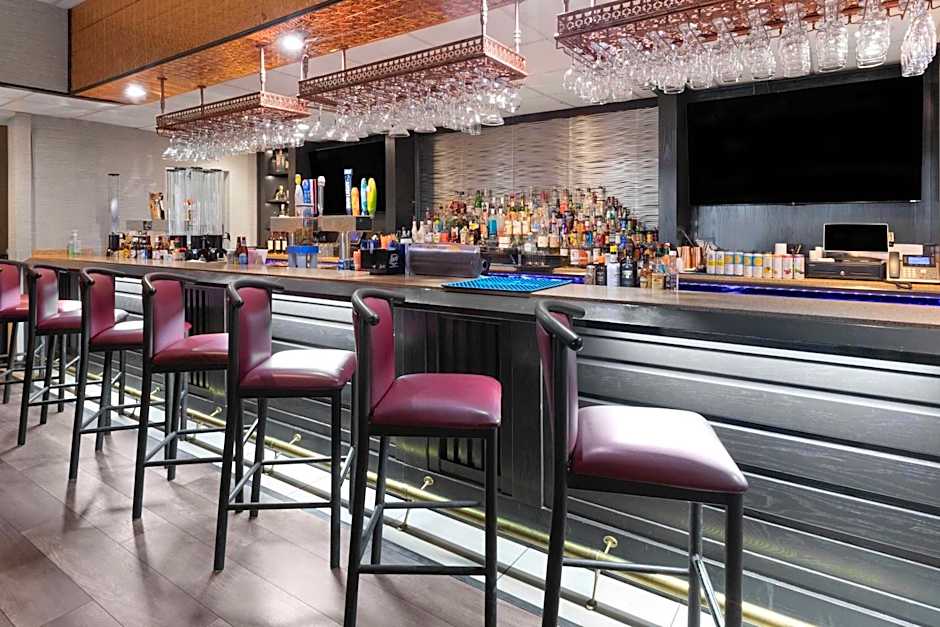 Baymont by Wyndham Jamestown Conference Center & Water Park