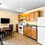 Quality Inn & Suites Vancouver - Hazel Dell