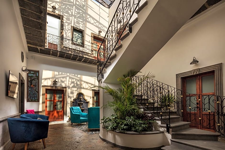 HOTEL CASA MONARCA