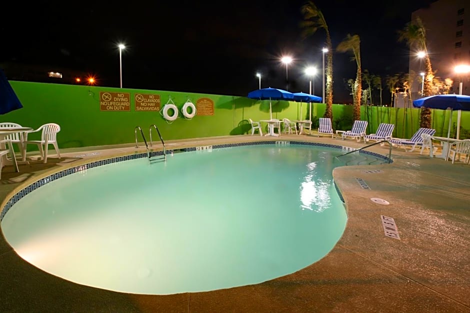 Holiday Inn Express & Suites Toluca Zona Aeropuerto By IHG