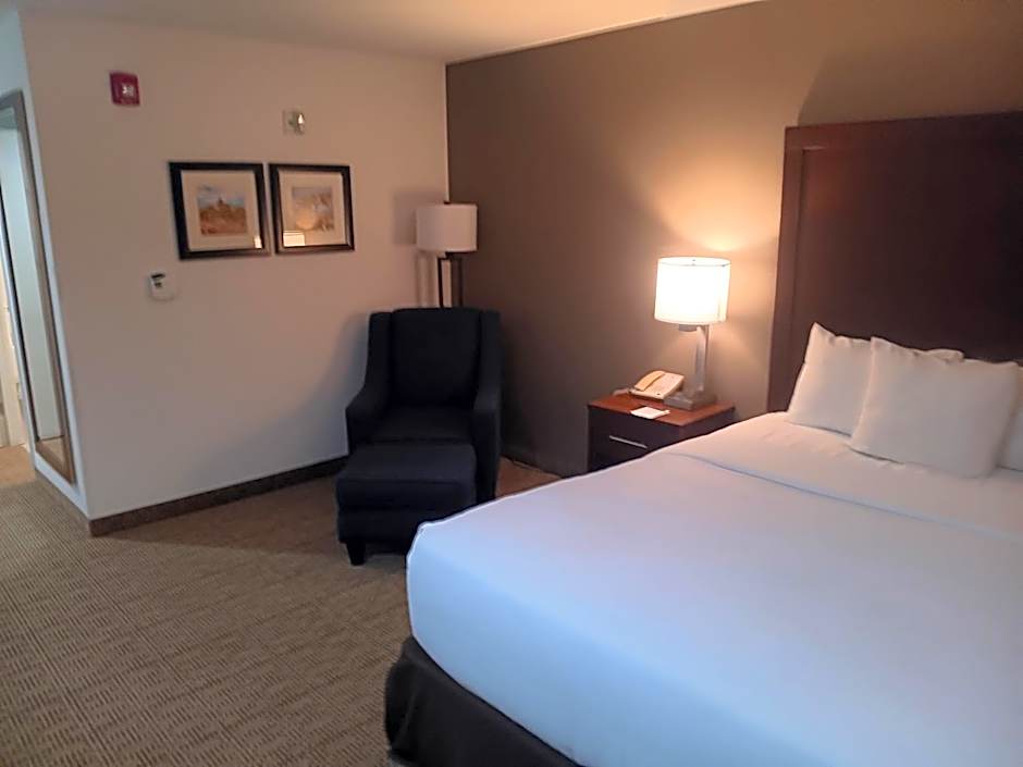 Comfort Inn & Suites