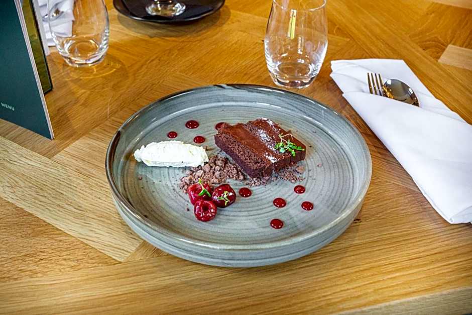 The Wynnstay Hotel, Oswestry, Shropshire - The Coaching Inn Group