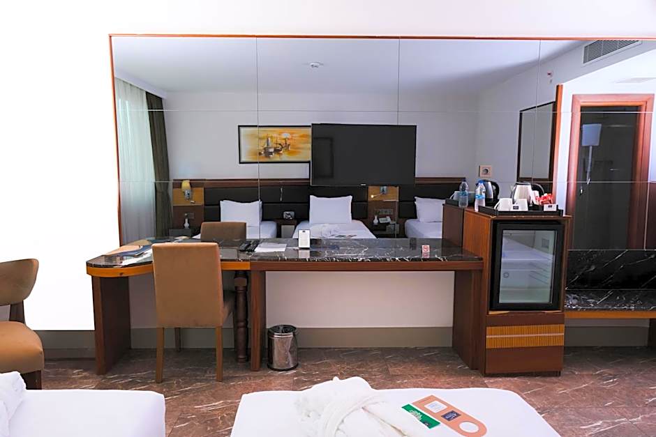 ARMİS HOTEL