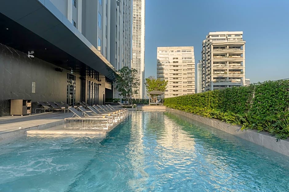 Staybridge Suites Bangkok Sukhumvit, an IHG Hotel