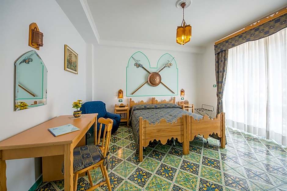 Riviera B&B Rooms and Apartament SEA-VIEW