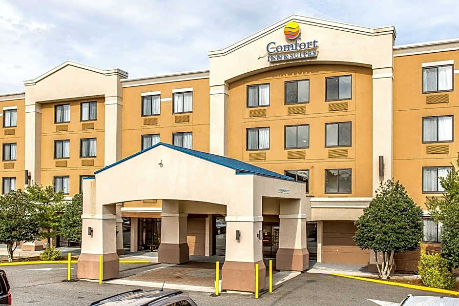 Comfort Inn & Suites