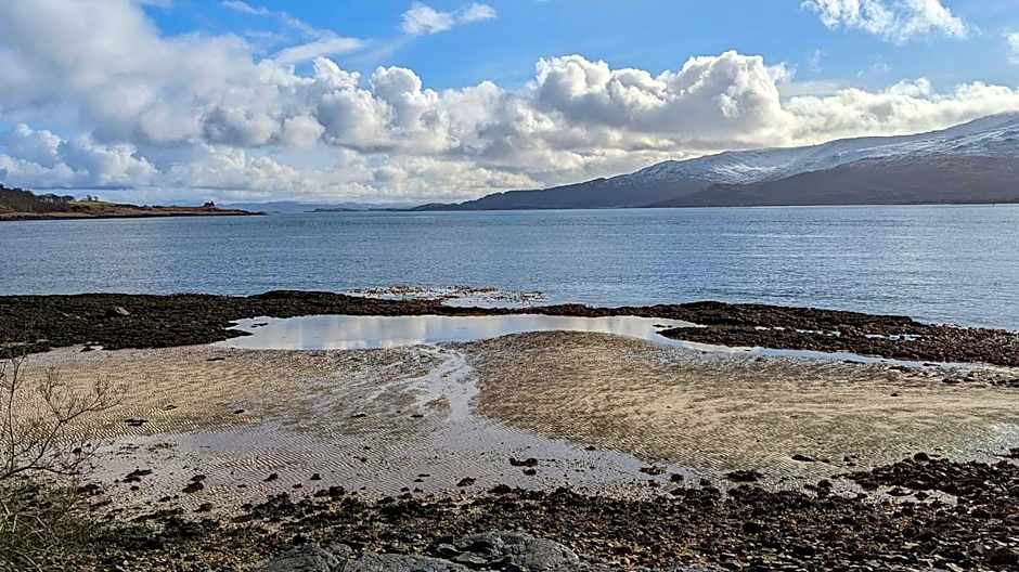 Lochaline Hotel