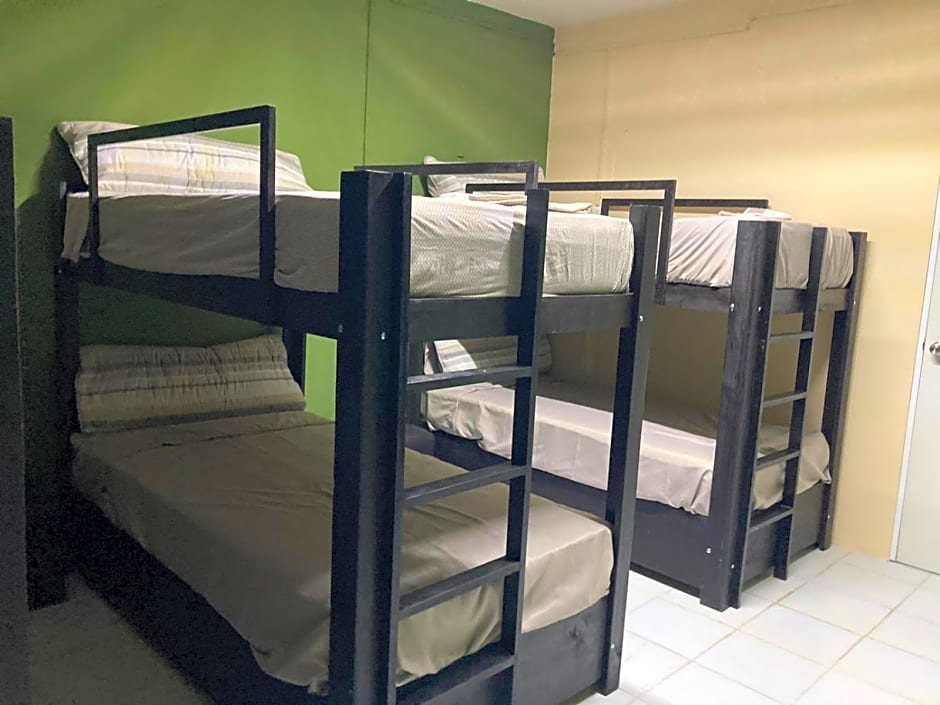 Hostal Casa Maya