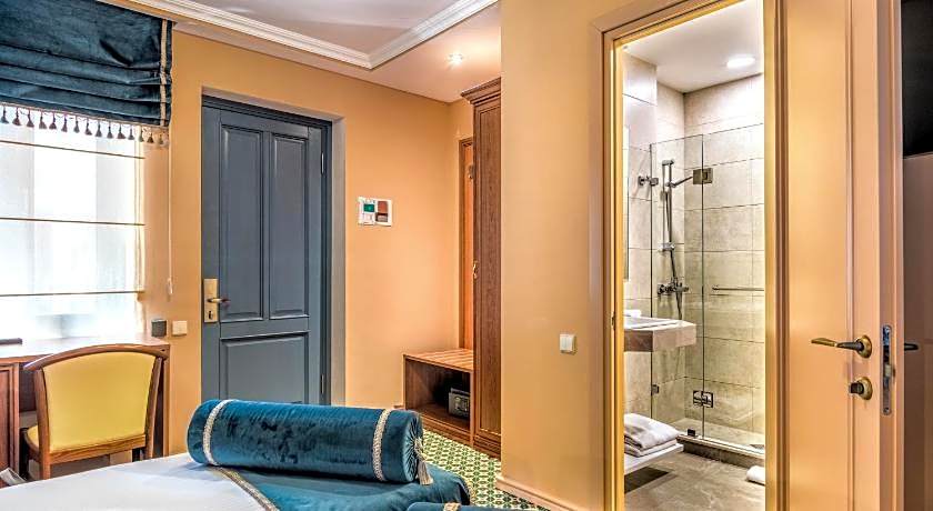 Golden Tulip Borjomi