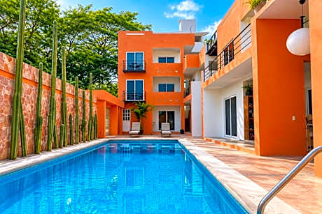 La Aurora Puerto Escondido