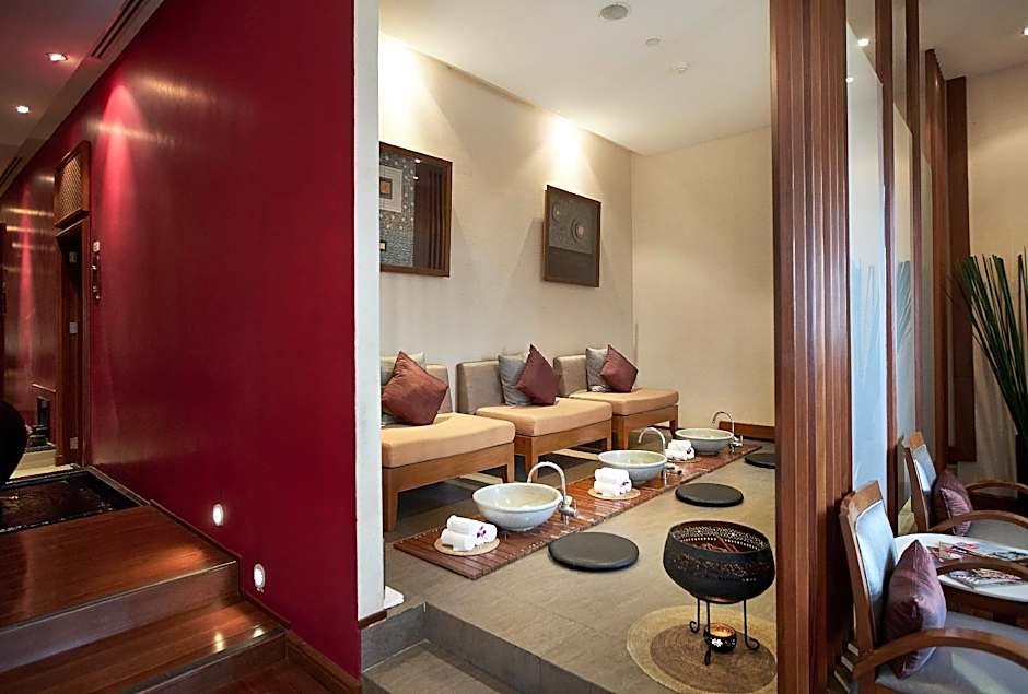 Grande Centre Point Ratchadamri Hotel And Residence