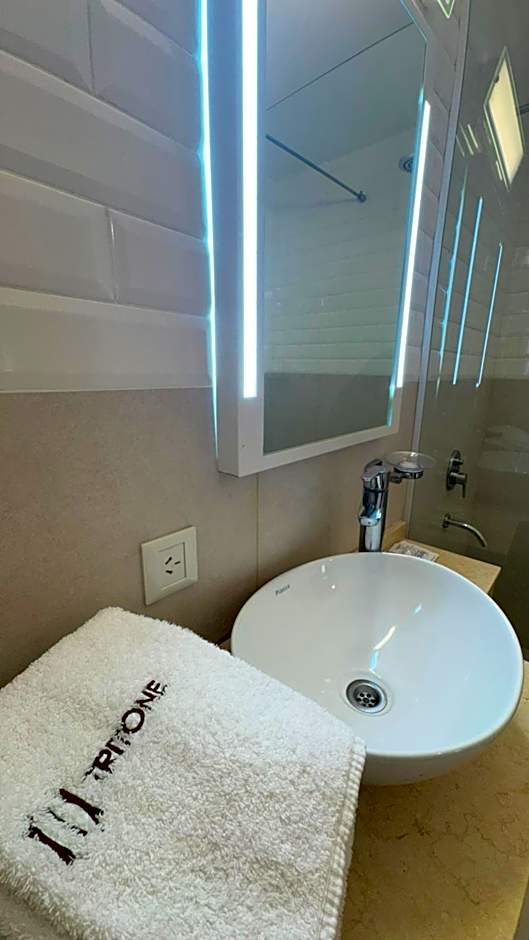 Tritone Hotel