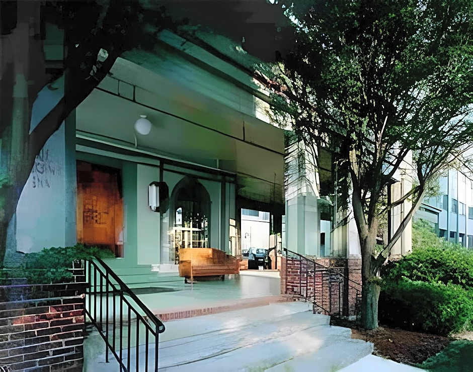 Roycroft Inn