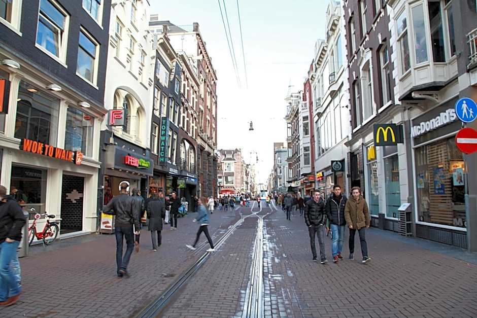 Amsterdam Downtown Hotel Canal View