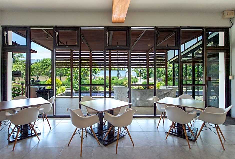 Outline Villa – Xiaoliuqiu, TW