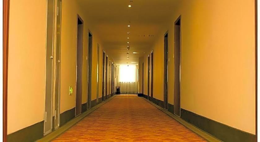 GreenTree Inn Lianyungang Guanyun Bus Station Zhenxing Garden Express Hotel