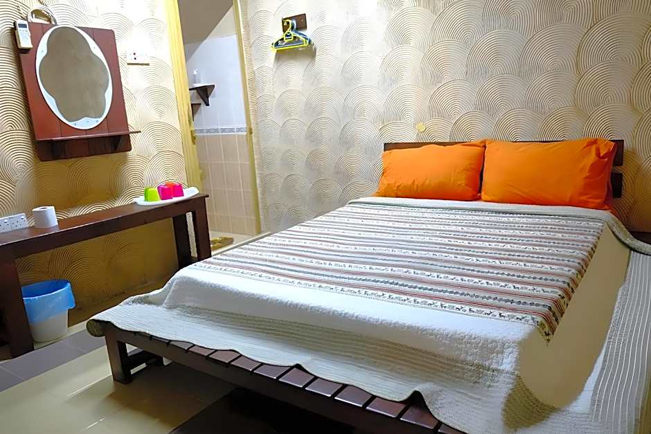 TNT Novelty Vacation House