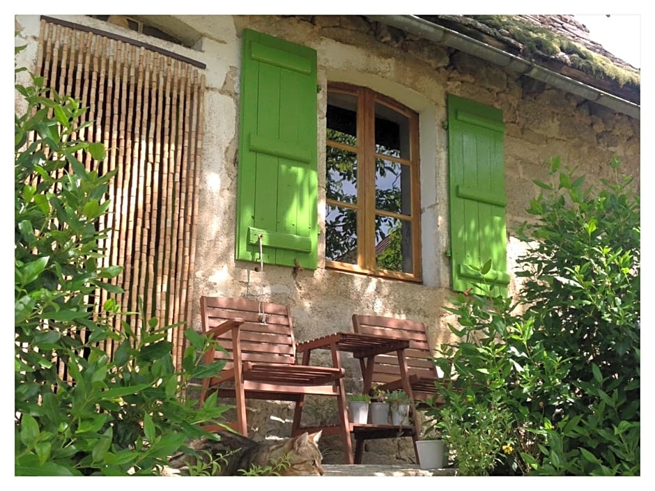 A L'Ombre du Tilleul