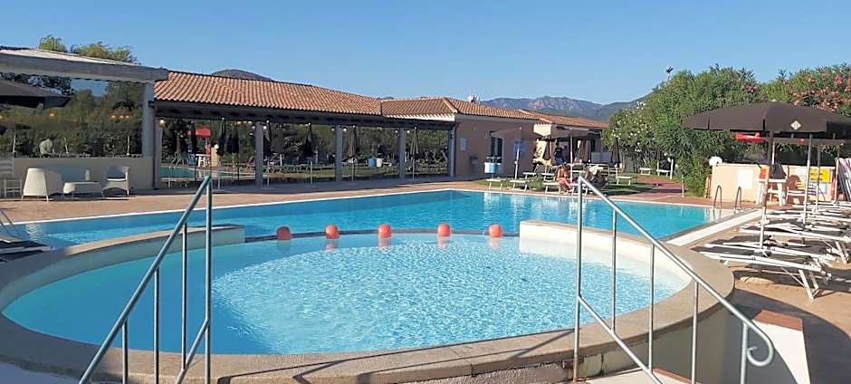 Li Suari Club Village