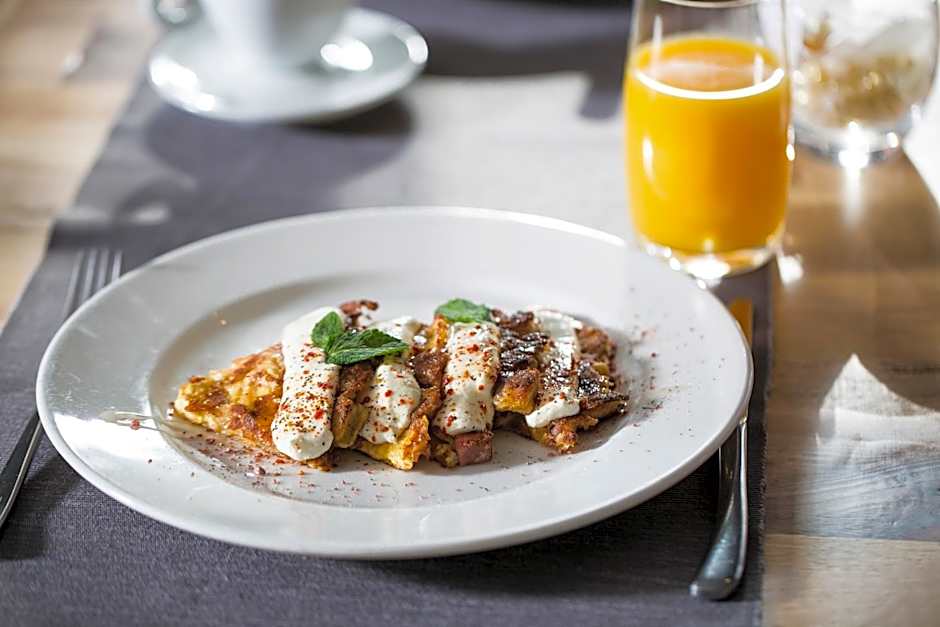 All Seasons Residence Design Hotel - Free parking