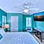 Panoramic beachfront Suite