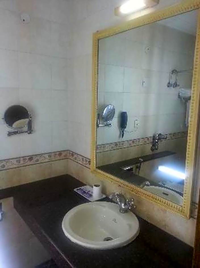 Hotel Sunstar Residency