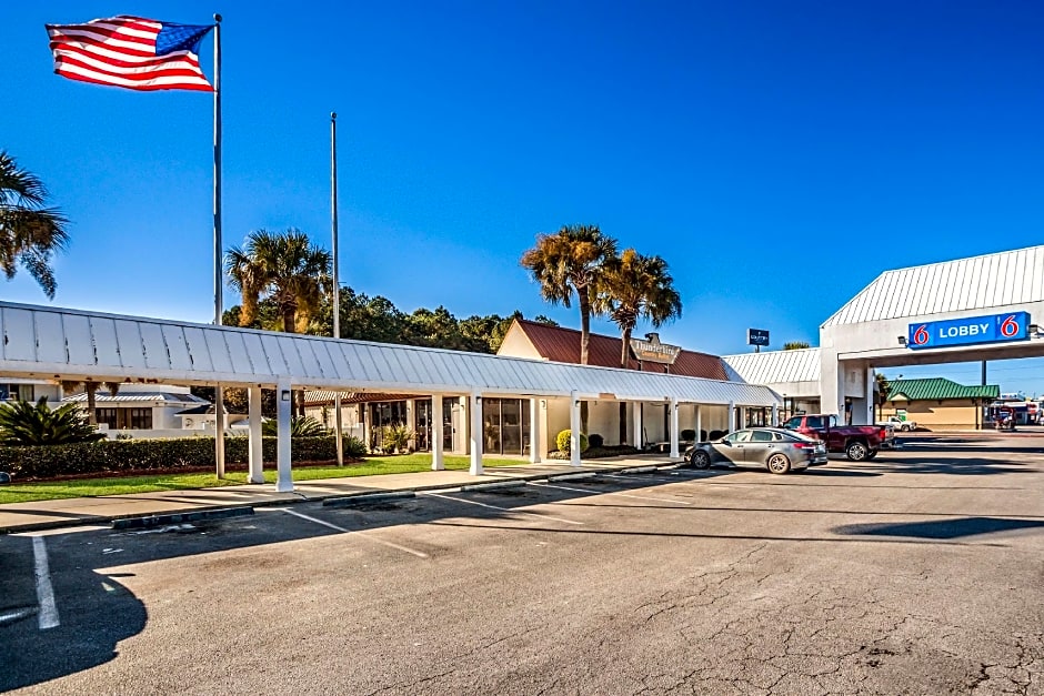 Knights Inn Florence Sc – Florence, SC