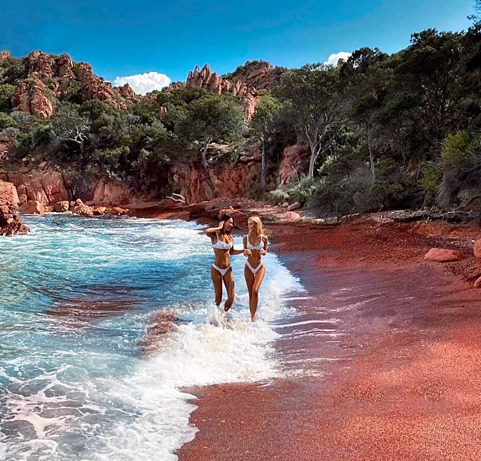 Costa Paradiso Resort