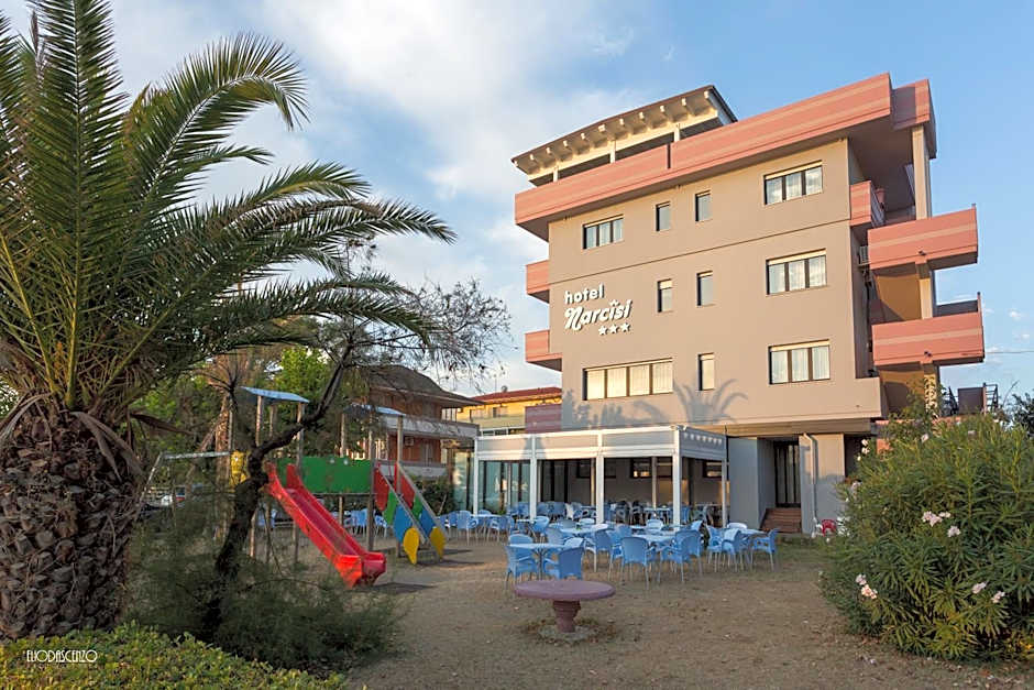 HOTEL NARCISi