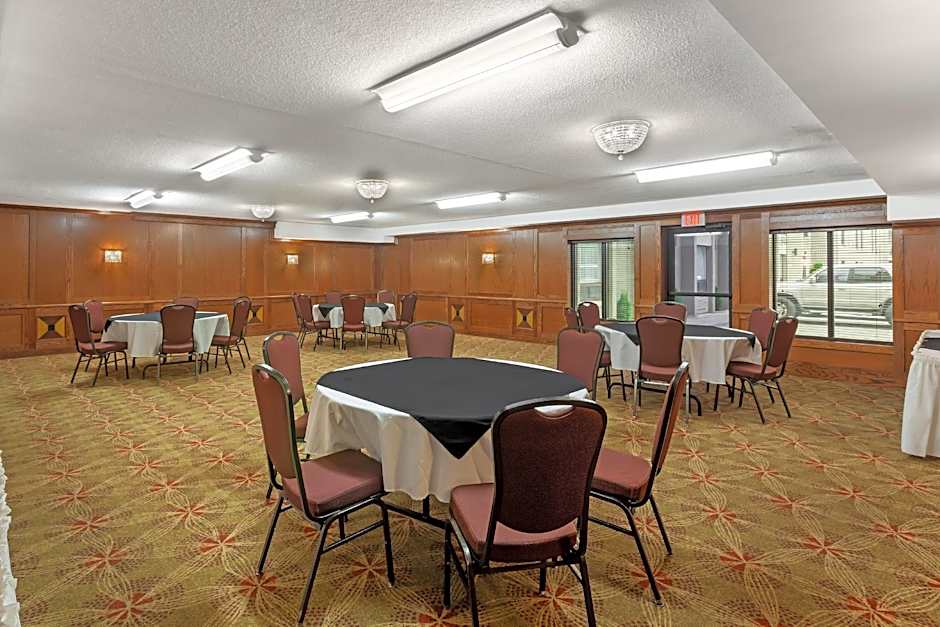 Best Western Plus Cobourg Inn & Convention Centre