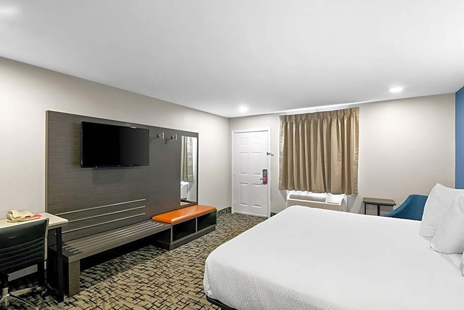 Econo Lodge Bethel - Danbury