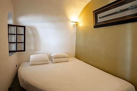 Superior Suite with Outdoor Plunge Pool and Caldera View