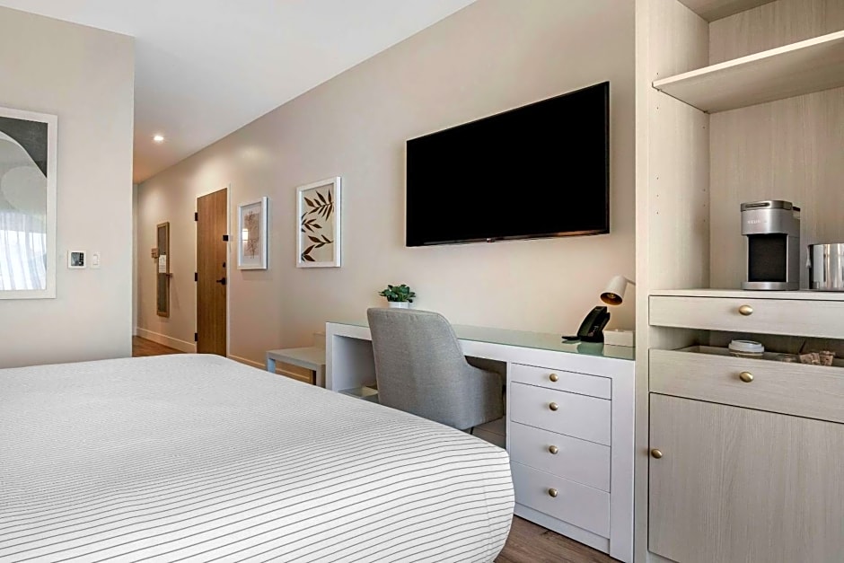 Cambria Hotel Calabasas