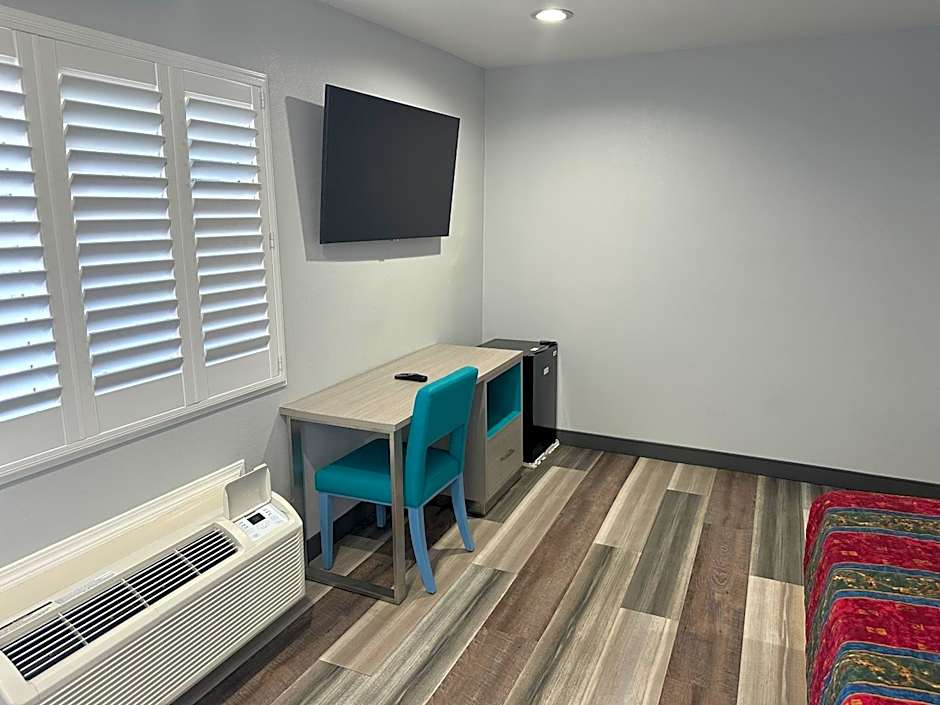 Sahara Inn - Los Angeles