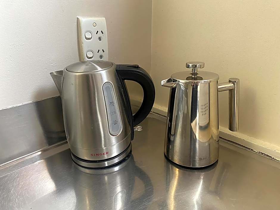 Mountain Chalets Motel