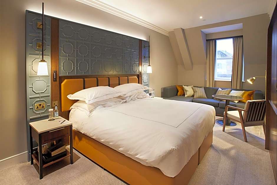 The Parkgate Hotel